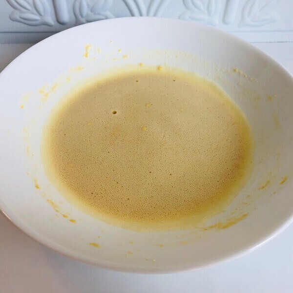 Vegan omelette batter in a bowl.