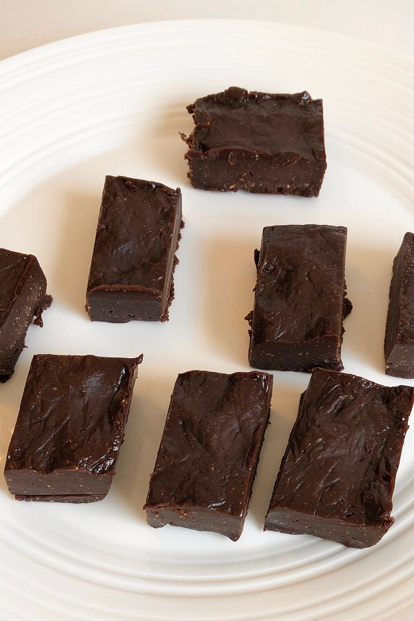 Fudge displayed on a white plate.