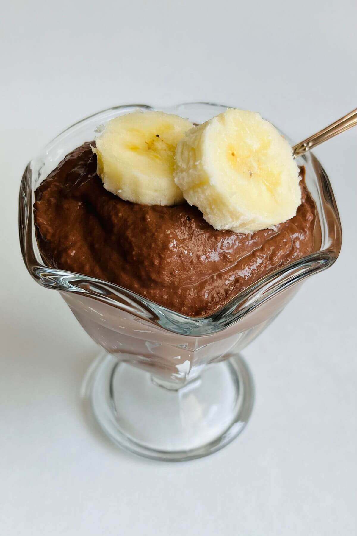 Banana dark chocolate mousse in a glass dish.