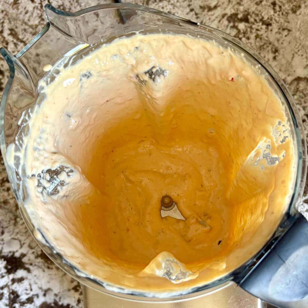 Creamy sauce for yuba in a blender.